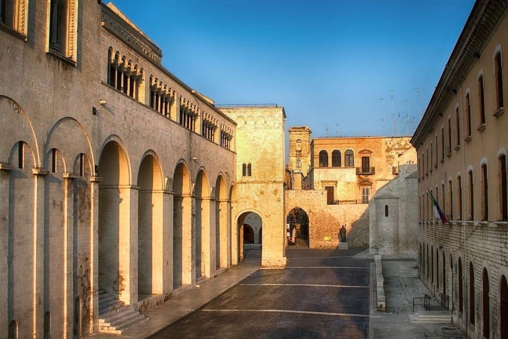 Lovely Maison In The Heart Of Bari Old Town Luaran gambar